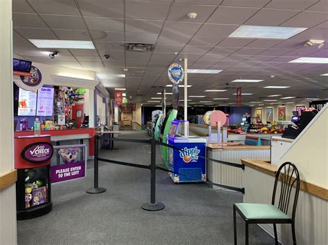 Chuck e cheese for adults location - Explore Chuck E. Cheese's locations for kids' birthday parties, arcade games, trampolines, family-friendly dining and more! Find a Chicago location near you. 